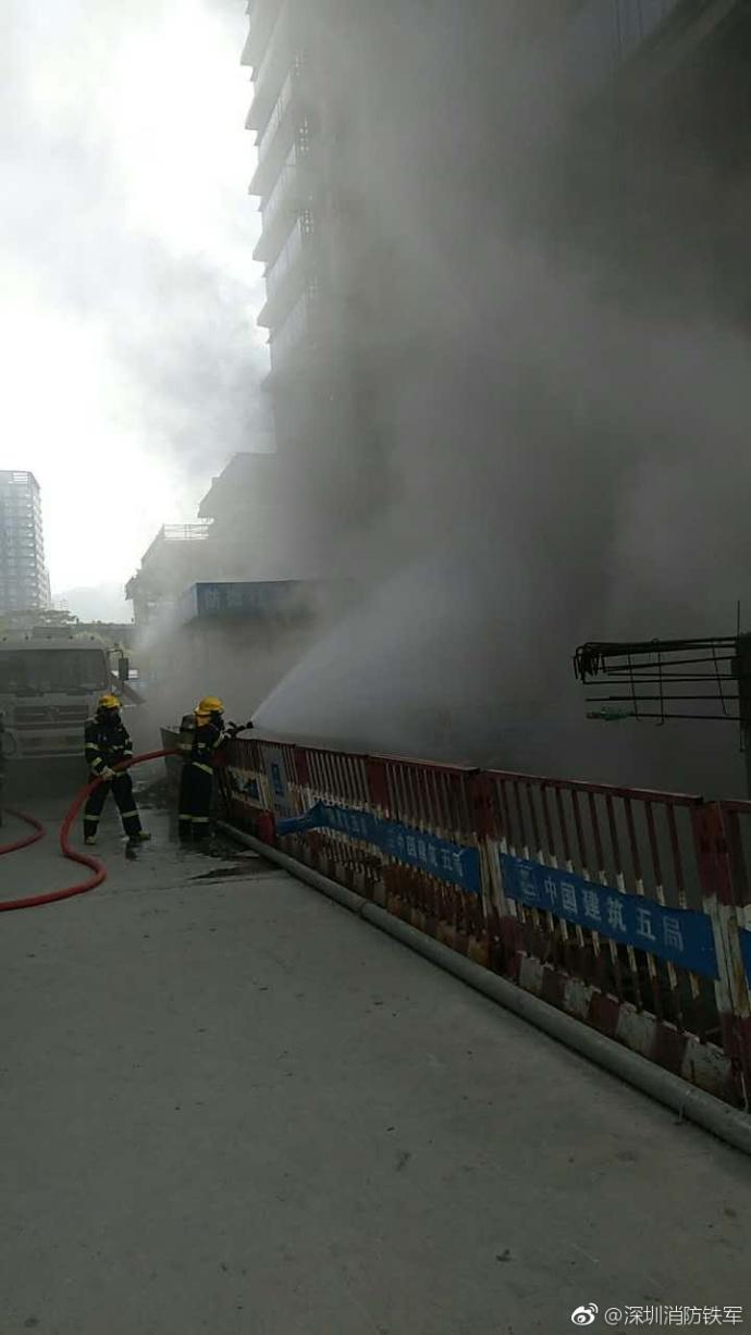 深圳一57層在建高樓地下著火 無人員傷亡